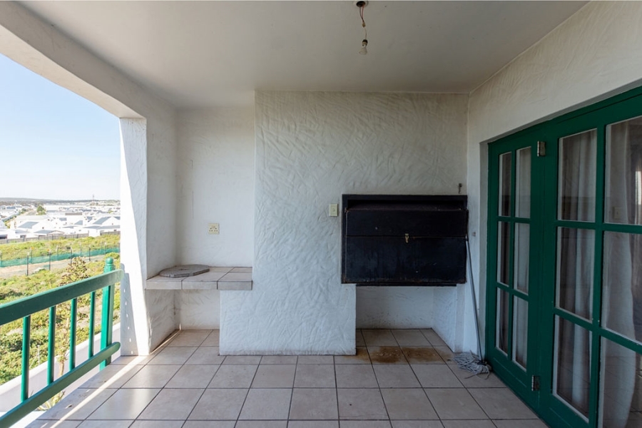 5 Bedroom Property for Sale in Mykonos Western Cape